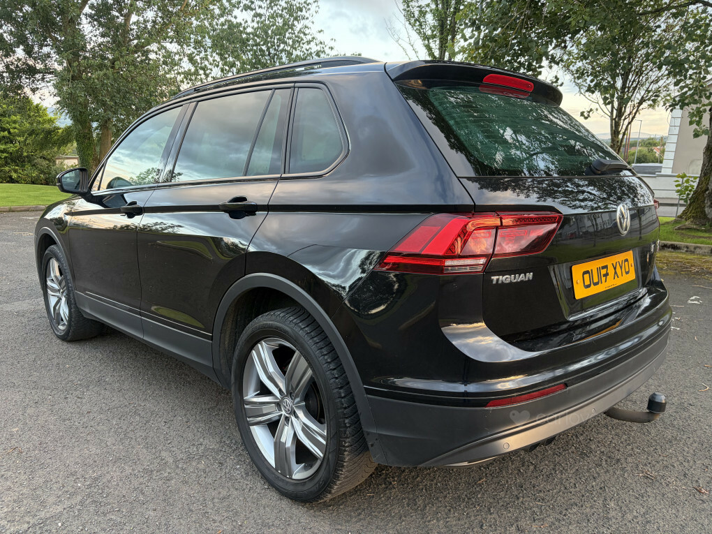 Volkswagen Tiguan 2017 17 Black #9