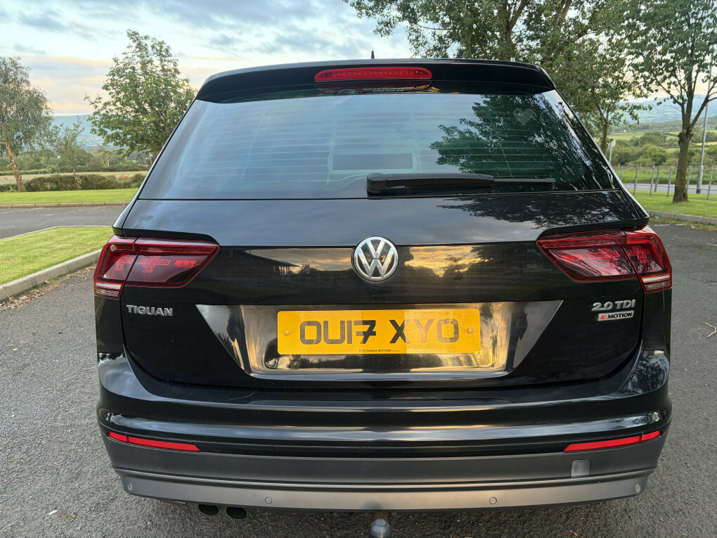 Volkswagen Tiguan 2017 17 Black #10