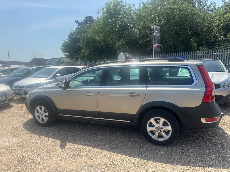 Volvo XC70 Estate 2.4 Brown #21