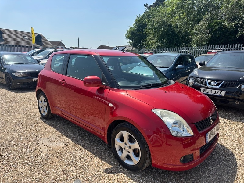 Suzuki Swift 1.5 Glx Hatchback Red #2
