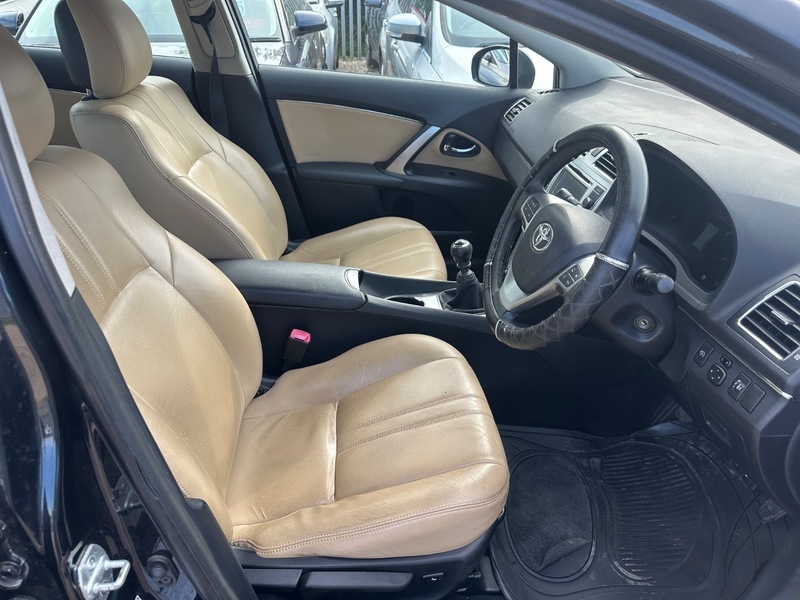 Toyota Avensis 2.0L Tr D-4d Grey #10