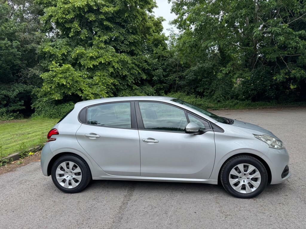 Peugeot 208 1.0 Puretech Access A C Euro 6 DG65BVV Silver #2