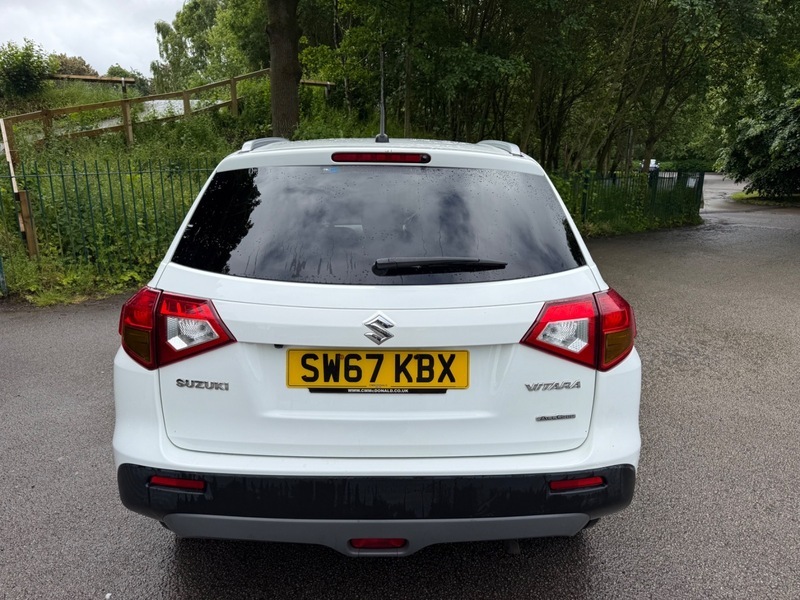 Suzuki Vitara Sz-t Allgrip White #4