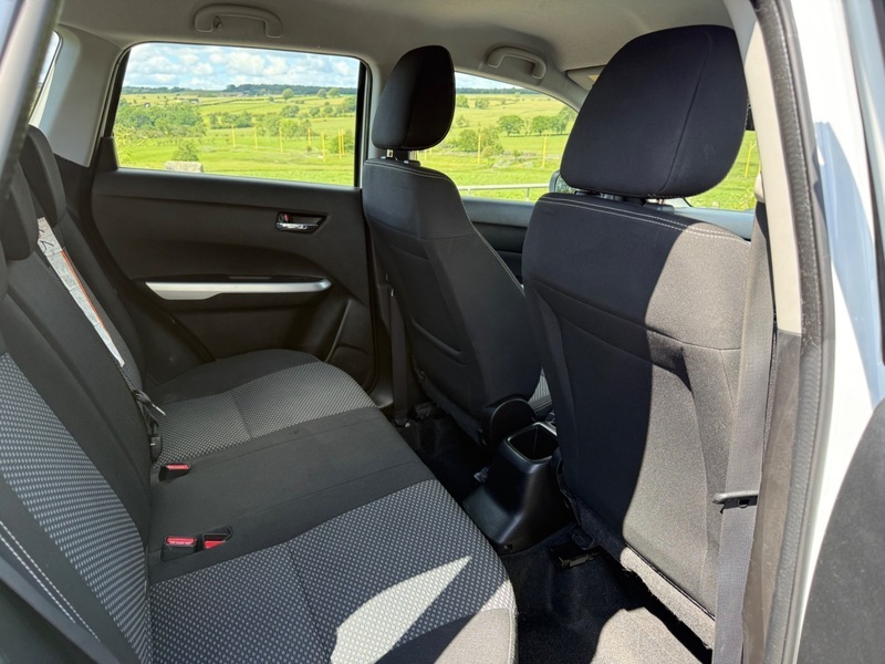 Suzuki Vitara Hatchback Blue #12