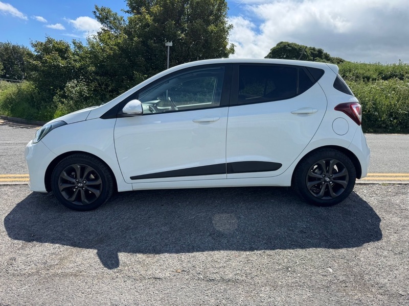 Hyundai I10 Premium Se White #5