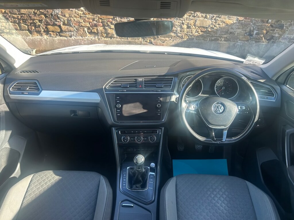 Volkswagen Tiguan 1.5 Tsi Evo 130 Match KP69VTZ White #5