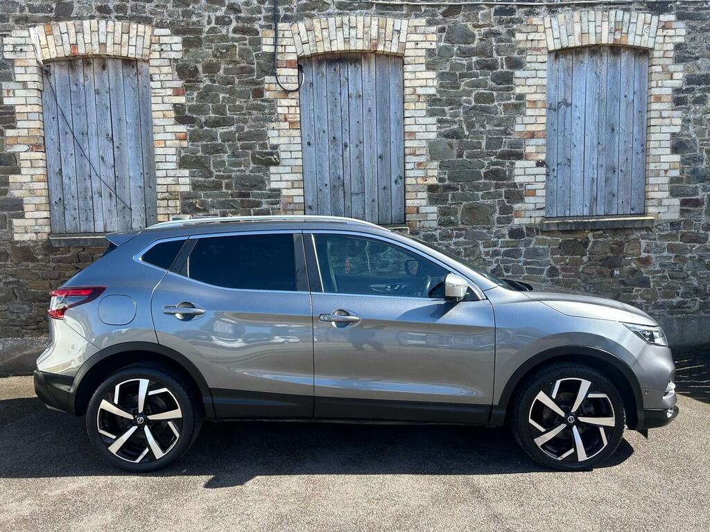Nissan Qashqai 1.5 Dci 115 Tekna BJ68BXN Grey #2