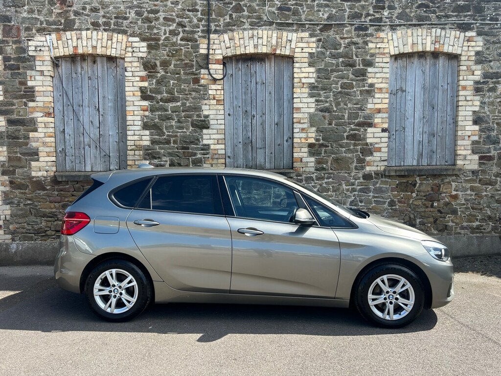 BMW 2 Series 216D Se Nav Silver #2