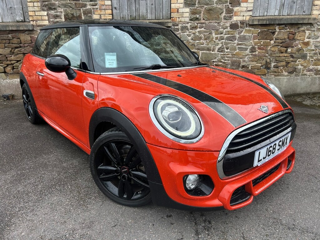 Mini Hatch 1.5 Cooper II Orange