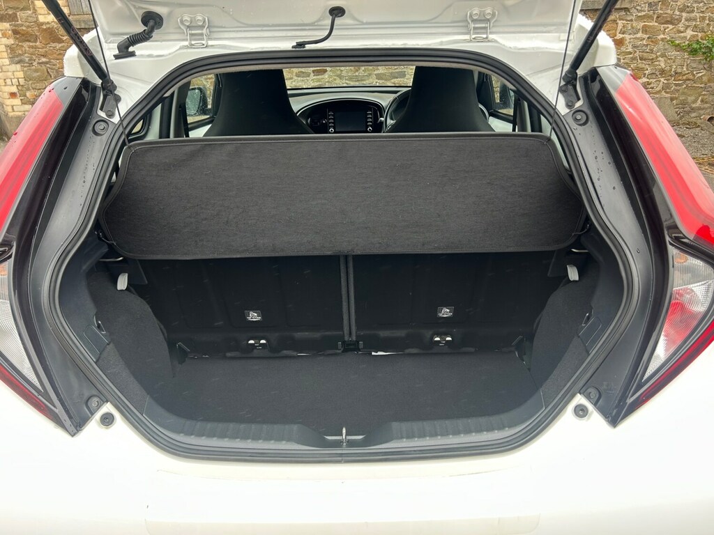Toyota Aygo X Edge Red #10