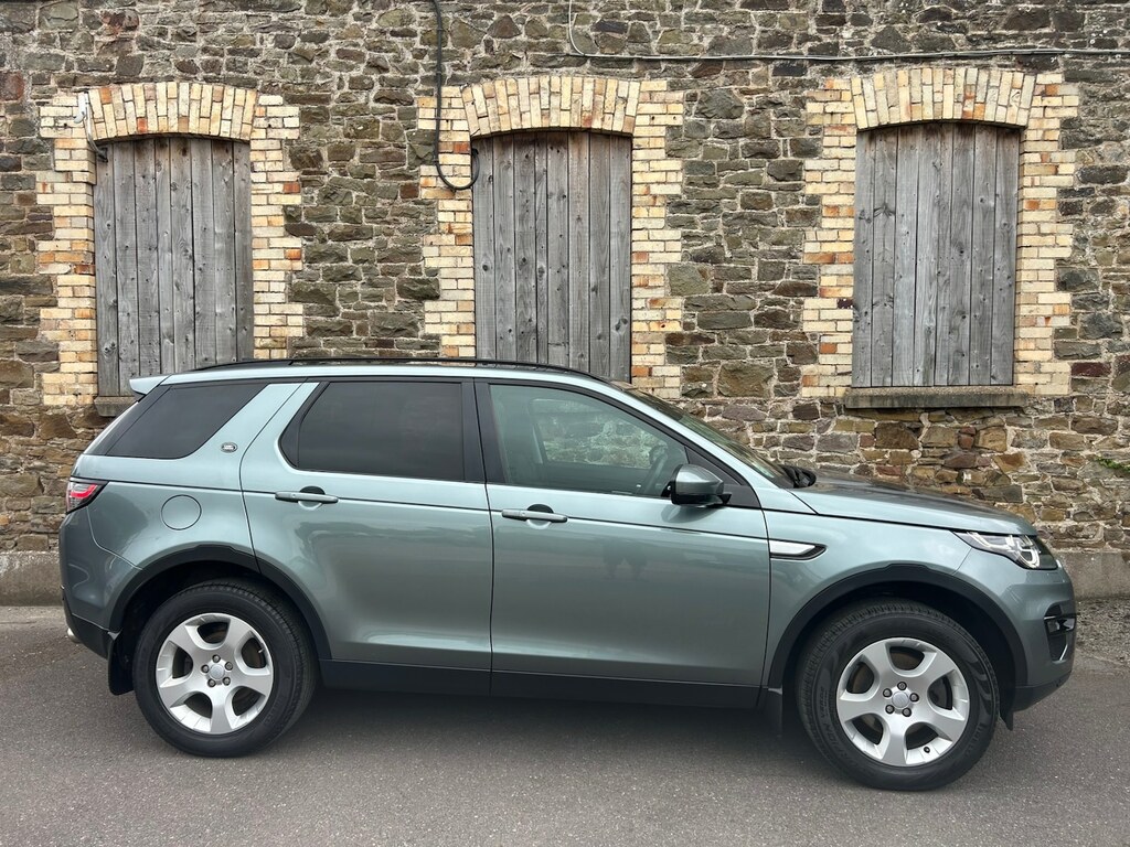 Land Rover Discovery Sport 2.0 Td4 Hse 5 Seat Grey #2