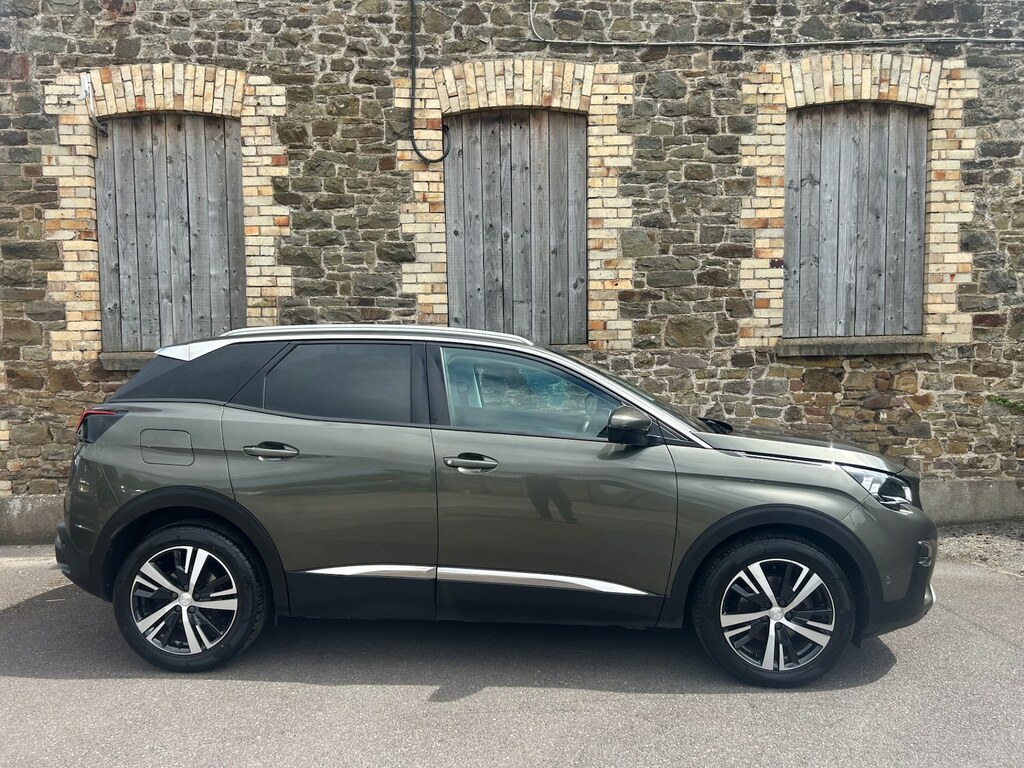 Peugeot 3008 1.2 Puretech Allure Eat8 Grey #2