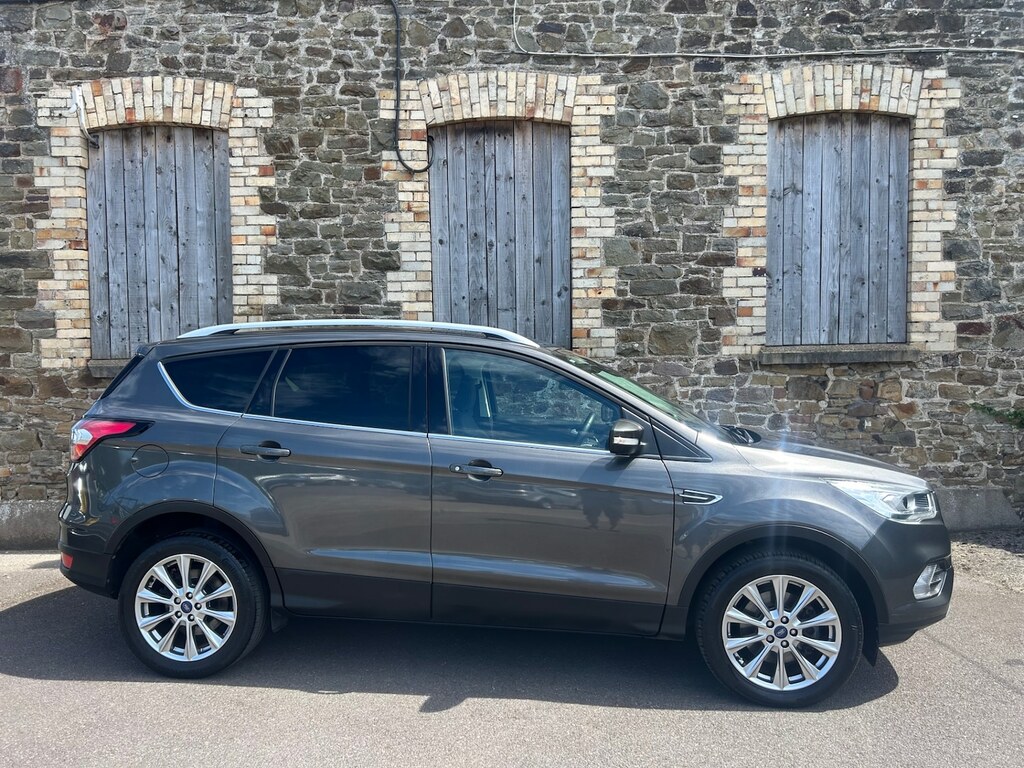 Ford Kuga 2.0 Tdci Titanium Edition 2Wd Grey #2