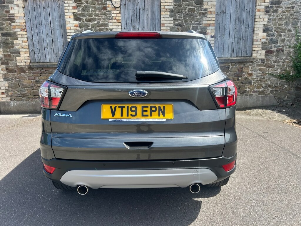 Ford Kuga 2.0 Tdci Titanium Edition 2Wd Grey #4