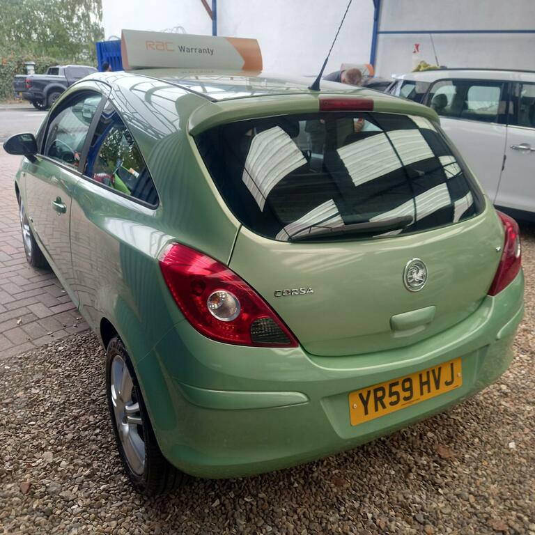 Vauxhall Corsa 1.4I 16V Design Ac Green #3