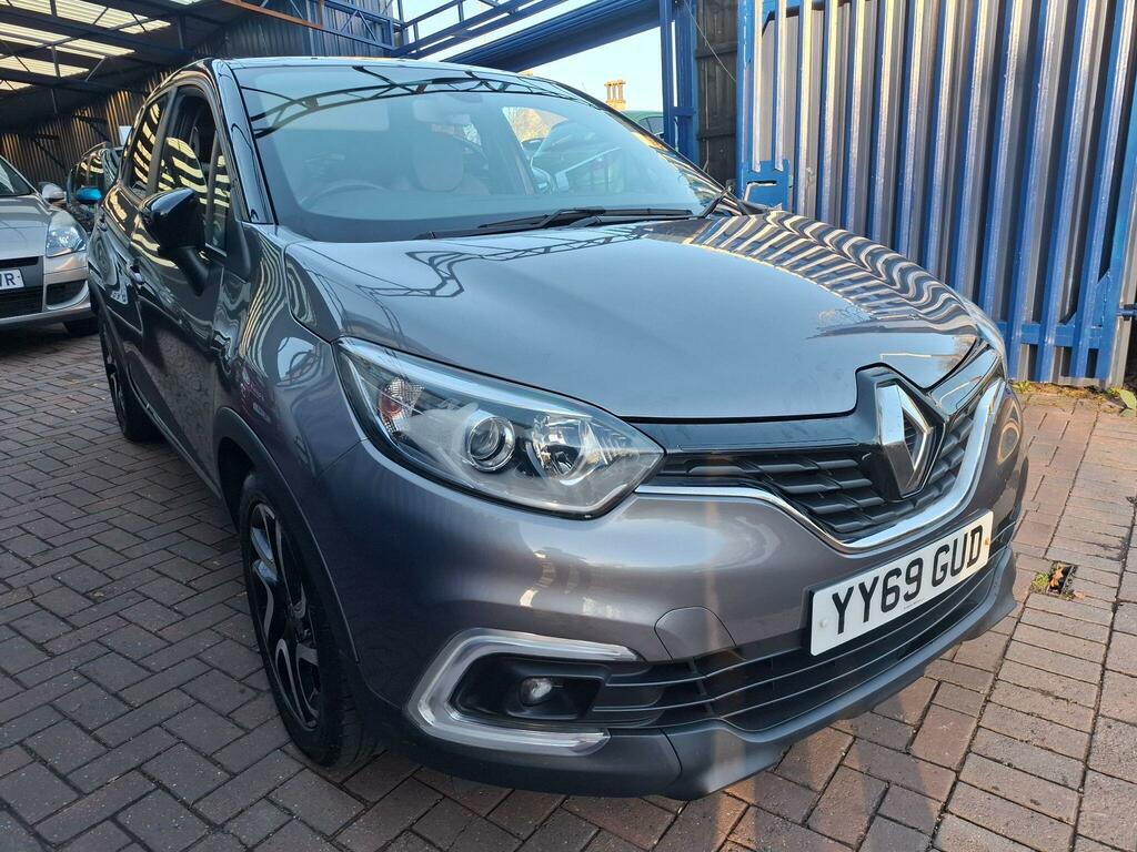 Renault Captur Iconic Grey
