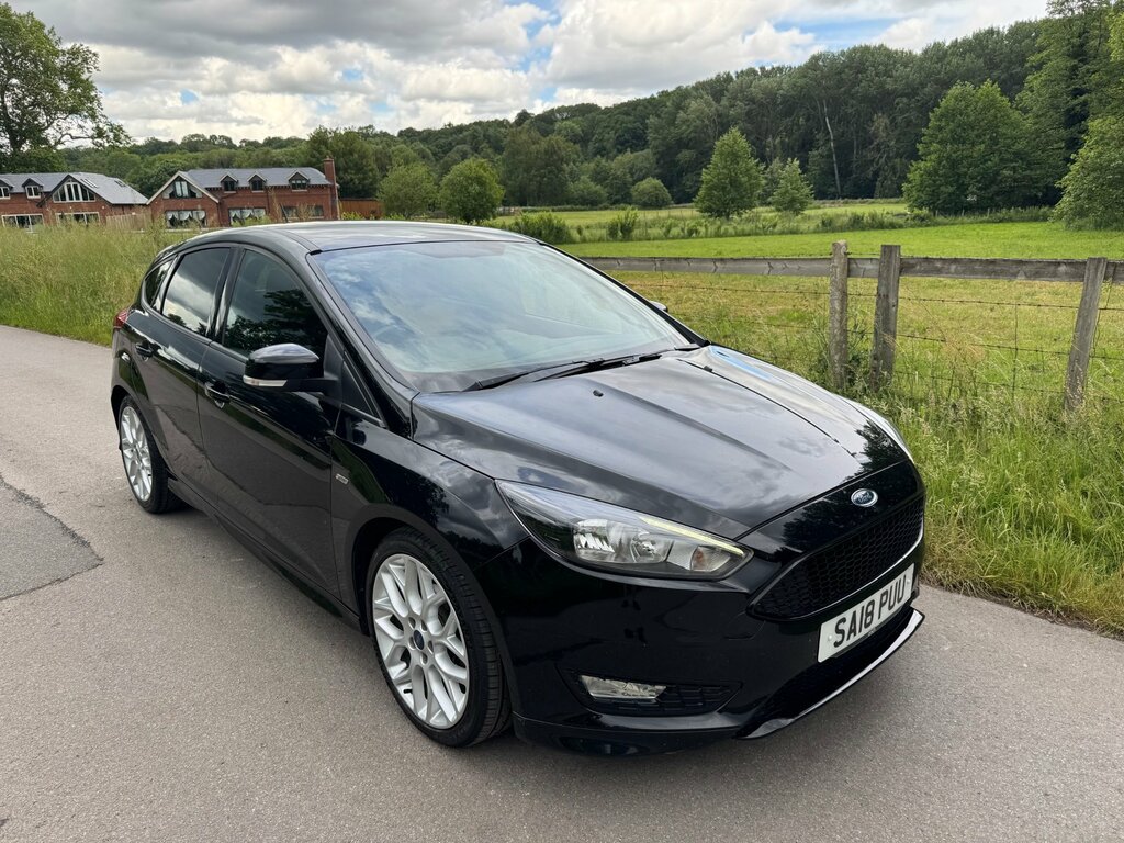Ford Focus 1.0T Ecoboost St-line Hatchback Black