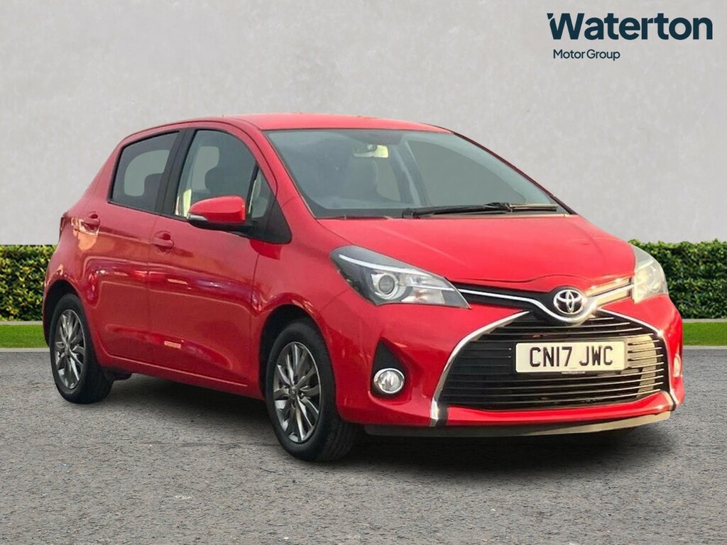 Toyota Yaris 1.33 Vvt-i Icon CN17JWC Red