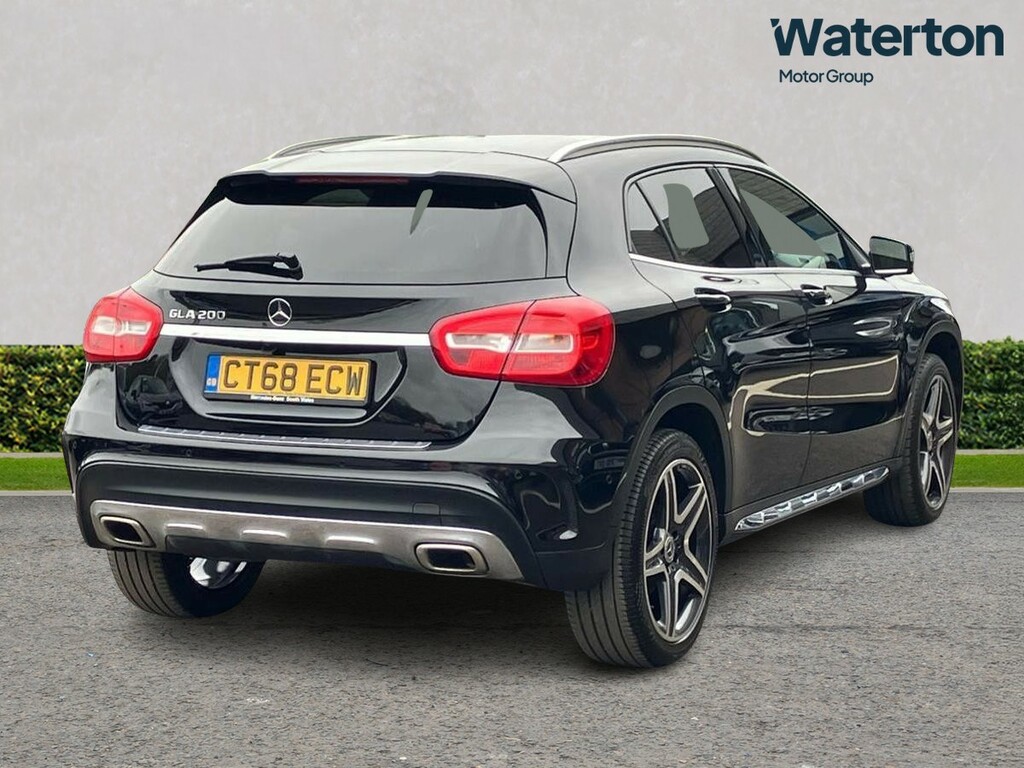 Mercedes-Benz GLA Class Gla 200 Amg Line Executive CT68ECW Black #3