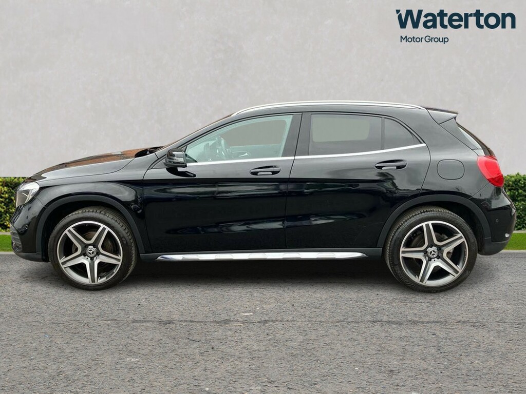Mercedes-Benz GLA Class Gla 200 Amg Line Executive CT68ECW Black #6