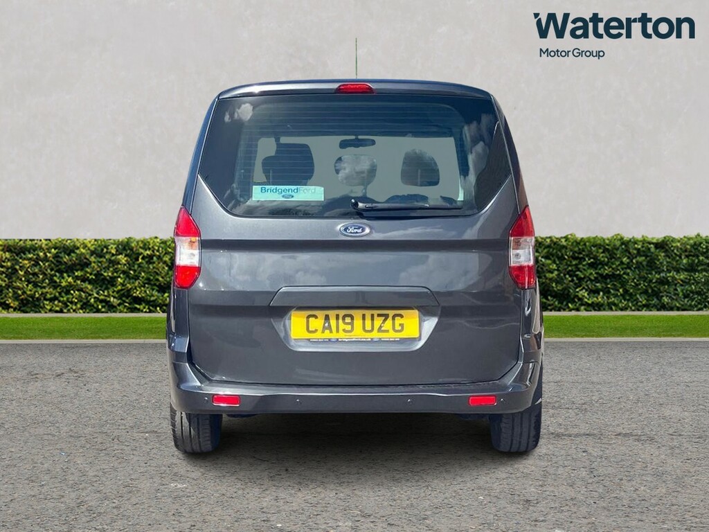 Ford Tourneo Courier 1.5 Tdci Zetec Grey #4