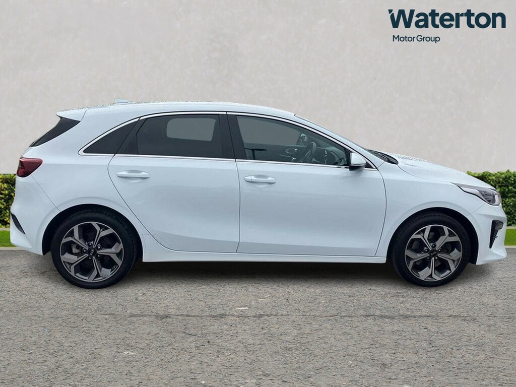 Kia Ceed 1.6 Crdi Isg 3 Dct White #2