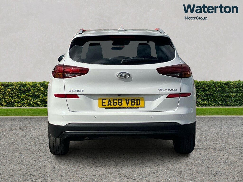 Hyundai Tucson 1.6 Gdi Se Nav 2Wd EA68VBD White #4
