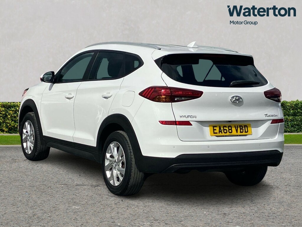 Hyundai Tucson 1.6 Gdi Se Nav 2Wd EA68VBD White #5