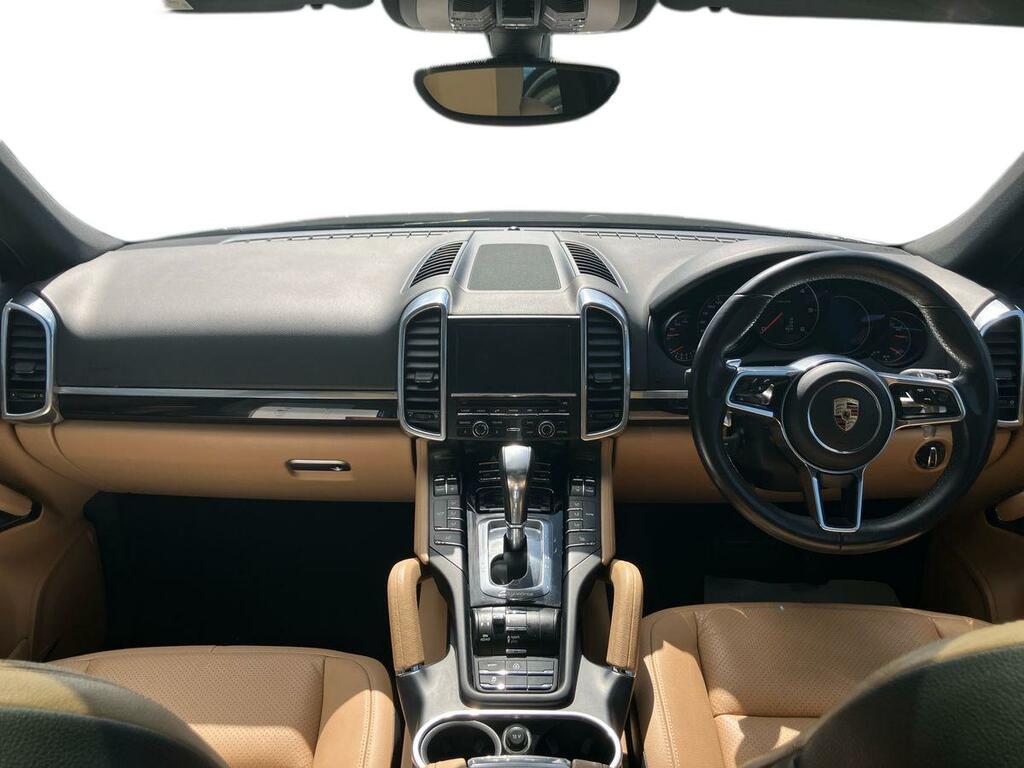 Porsche Cayenne 3.0 D V6 Tiptronic S 262 Bhp White #11