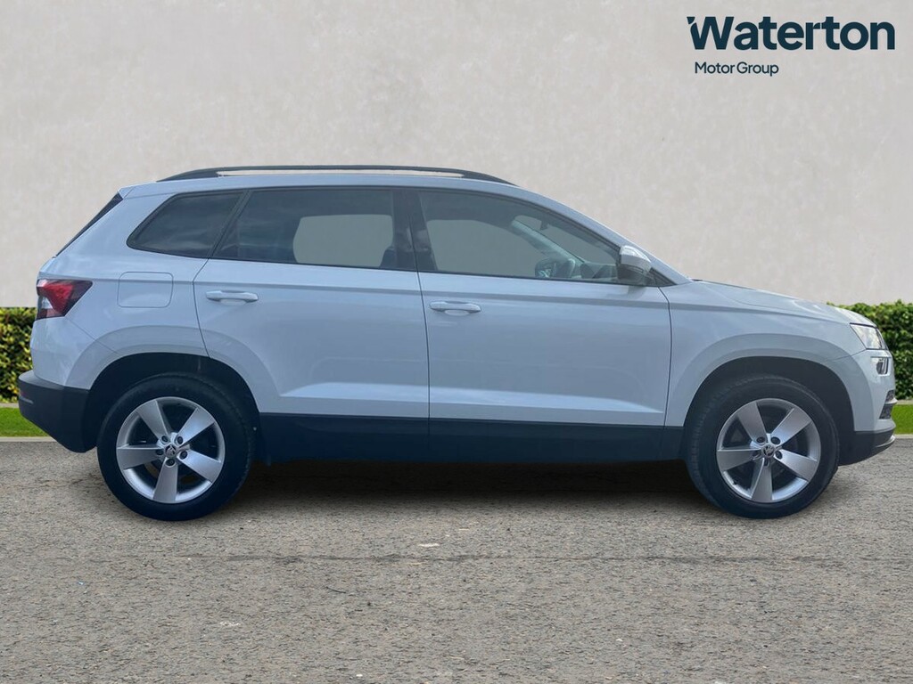 Skoda Karoq 1.5 Tsi Se Dsg White #2
