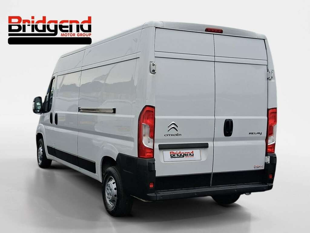 Citroen Relay 2.2 Bluehdi 35 Enterprise Edition Panel Van Di ND23KOA White #4