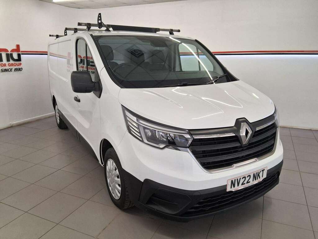 Renault Trafic 2.0 Dci Blue Ll30 Business Panel Van Ma NV22NKT White #2