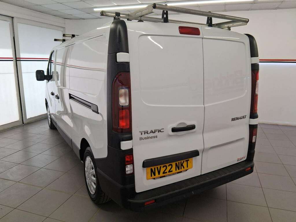 Renault Trafic 2.0 Dci Blue Ll30 Business Panel Van Ma NV22NKT White #4