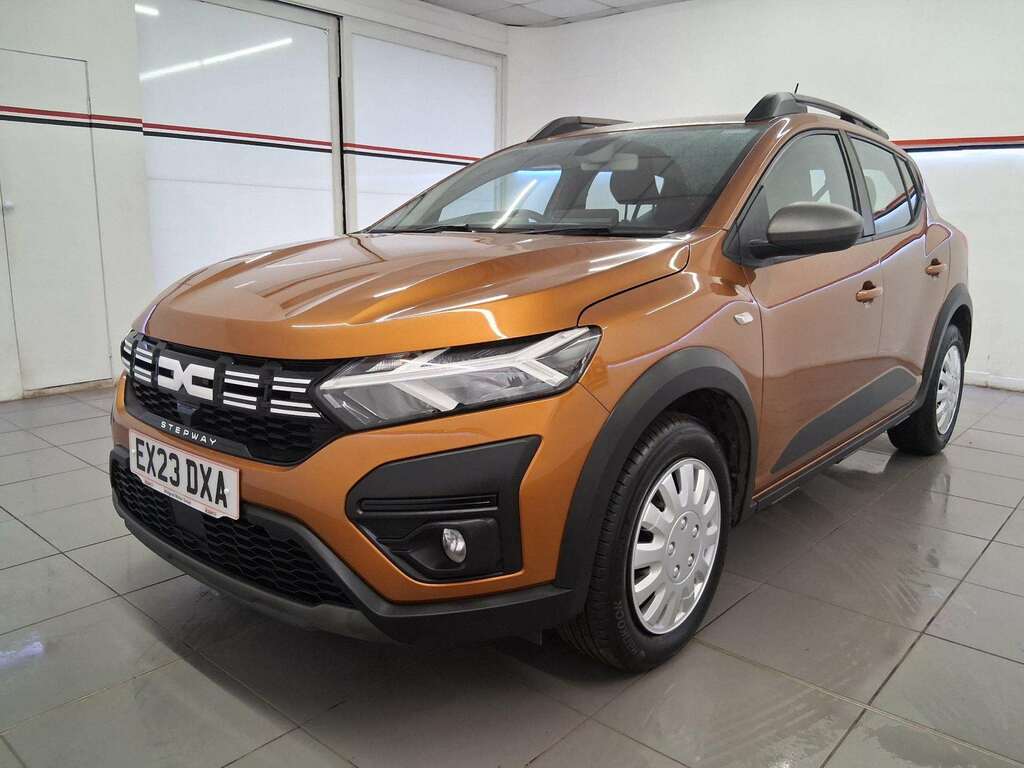 Dacia Sandero Stepway 1.0 Tce Expression Hatchback EX23DXA Orange #3