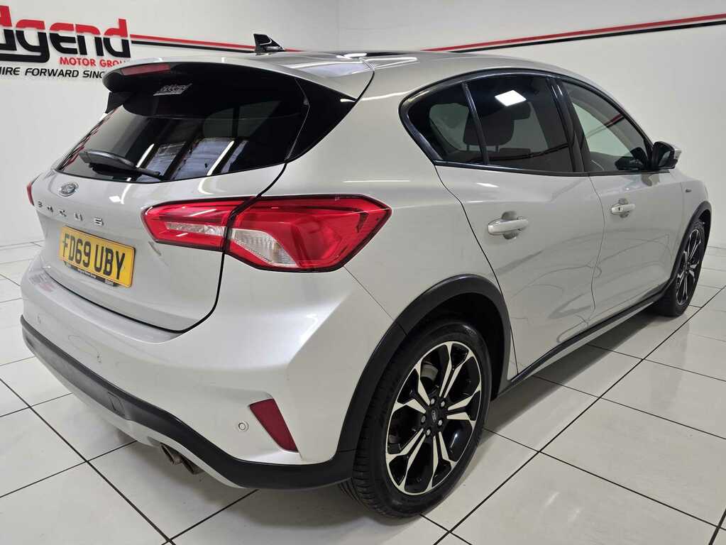 Ford Focus 1.0T Ecoboost Active X Hatchback FD69UBY Silver #6