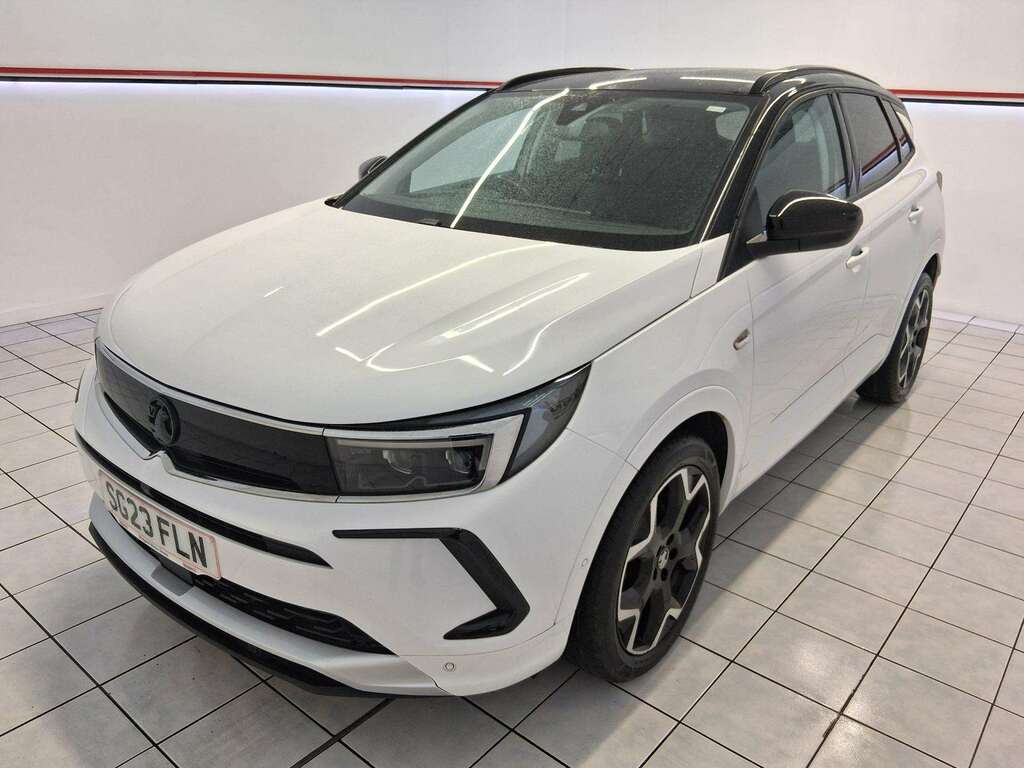 Vauxhall Grandland 1.2 Turbo Ultimate Suv SG23FLN White #3