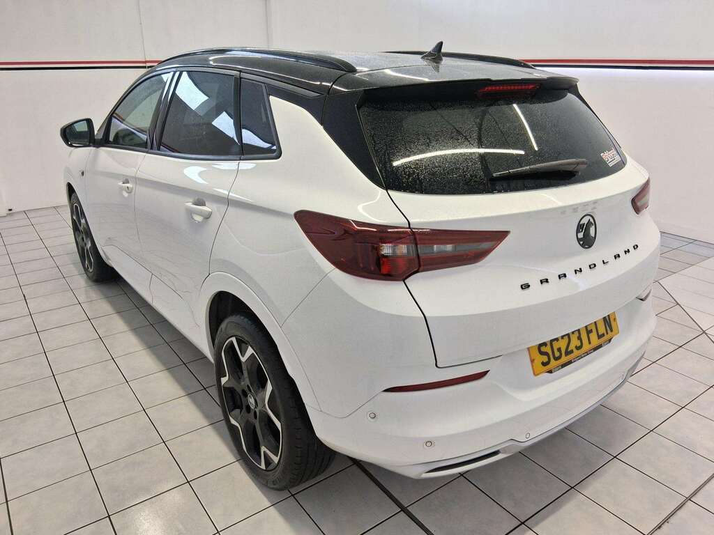 Vauxhall Grandland 1.2 Turbo Ultimate Suv SG23FLN White #4