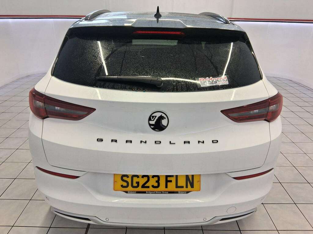 Vauxhall Grandland 1.2 Turbo Ultimate Suv SG23FLN White #5