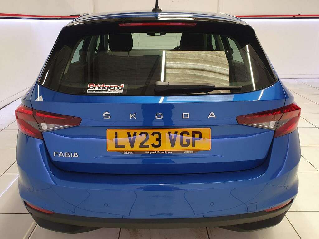 Skoda Fabia 1.0 Tsi Se Comfort Hatchback LV23VGP Blue #5