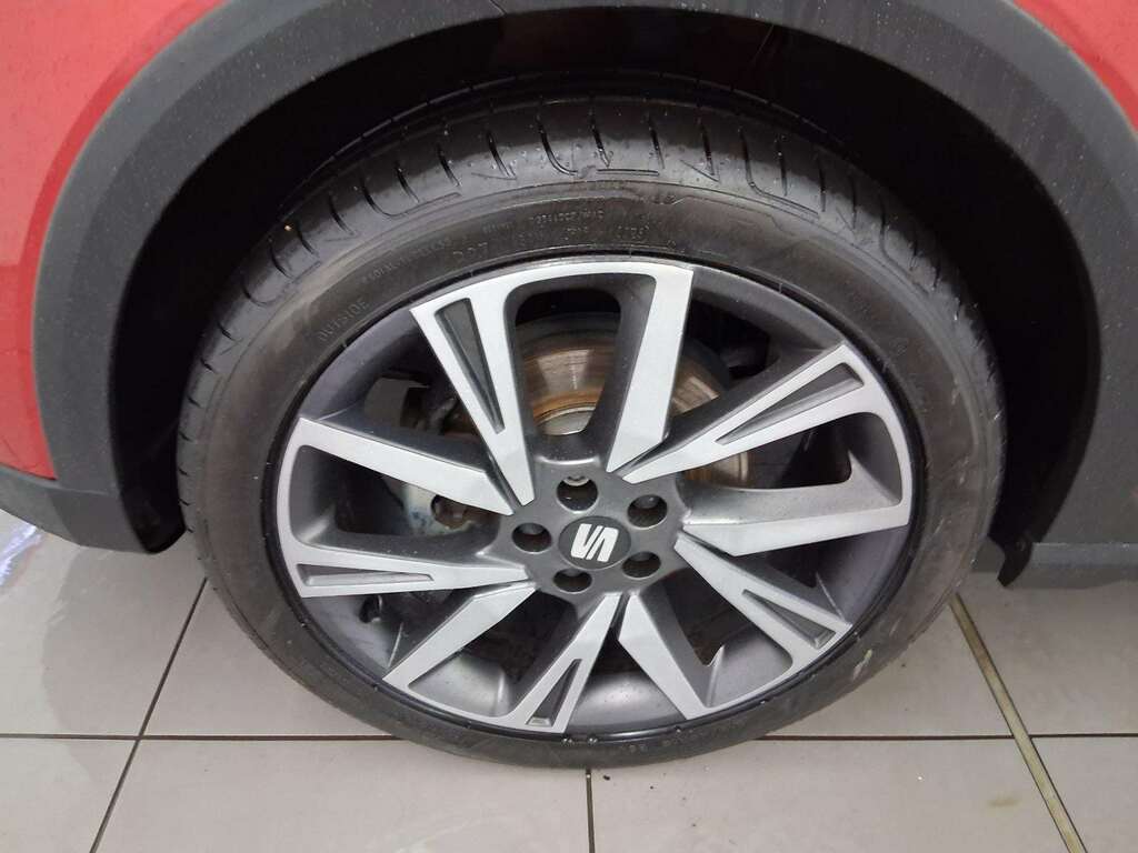 Seat Arona 1.0 Tsi Fr Edition Suv YP23WZC Red #6