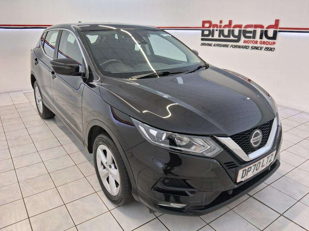 Nissan Qashqai 1.3 Dig-t Acenta Premium Suv DP70LTZ Black #2
