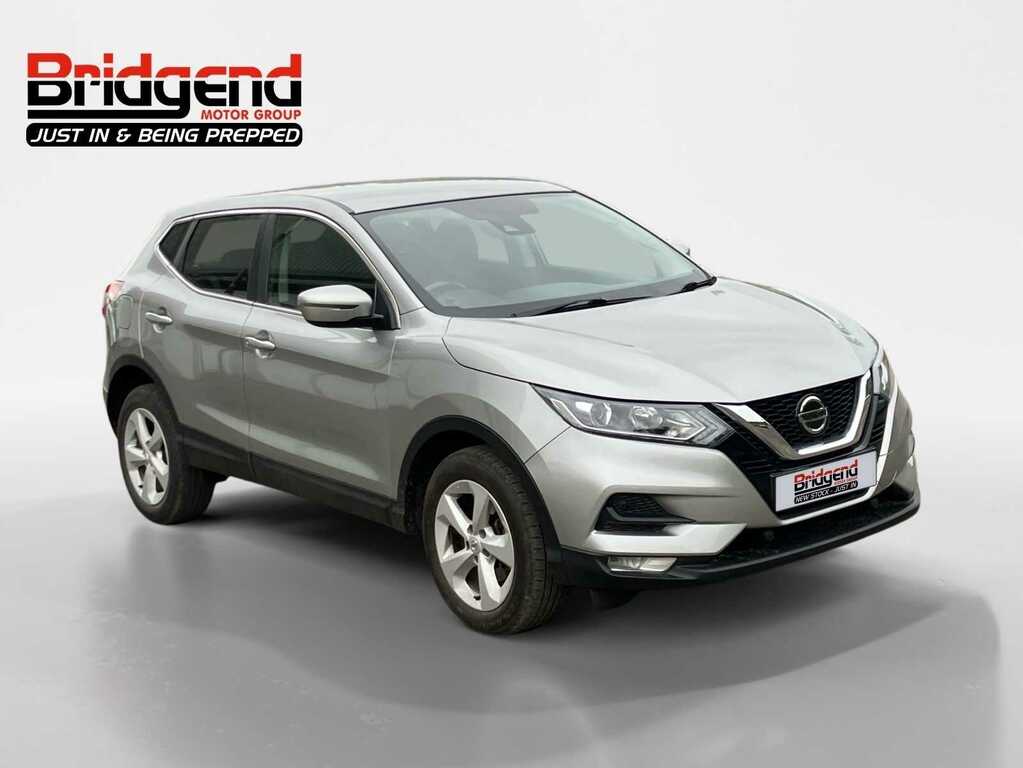 Nissan Qashqai 1.3 Dig-t Acenta Premium Suv DV21XDE Silver #2
