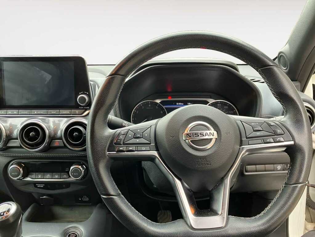 Nissan Juke 1.0 Dig-t N-connecta Suv BJ22LYH White #4