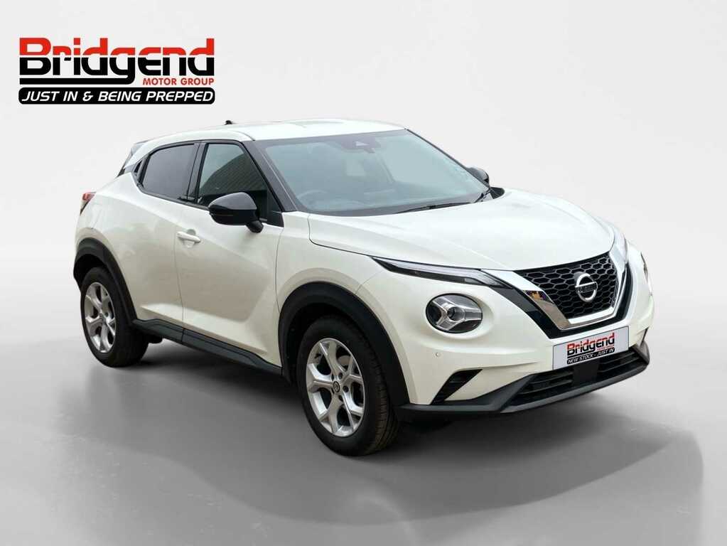 Nissan Juke 1.0 Dig-t N-connecta Suv BJ22LYH White #2