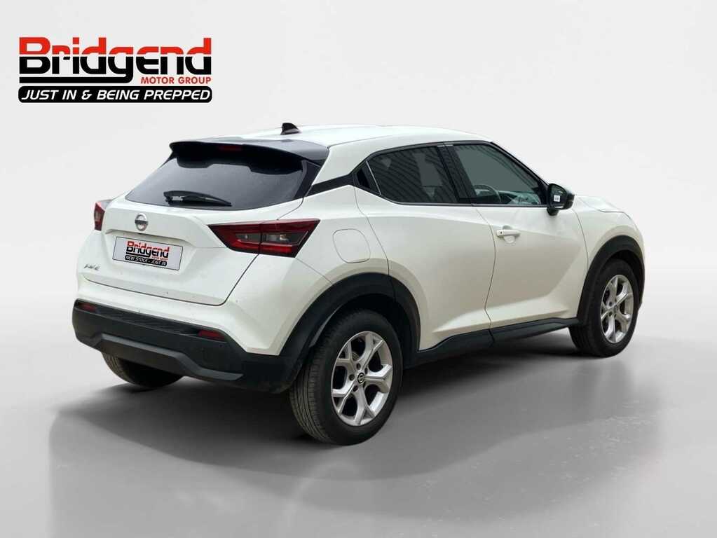 Nissan Juke 1.0 Dig-t N-connecta Suv BJ22LYH White #3