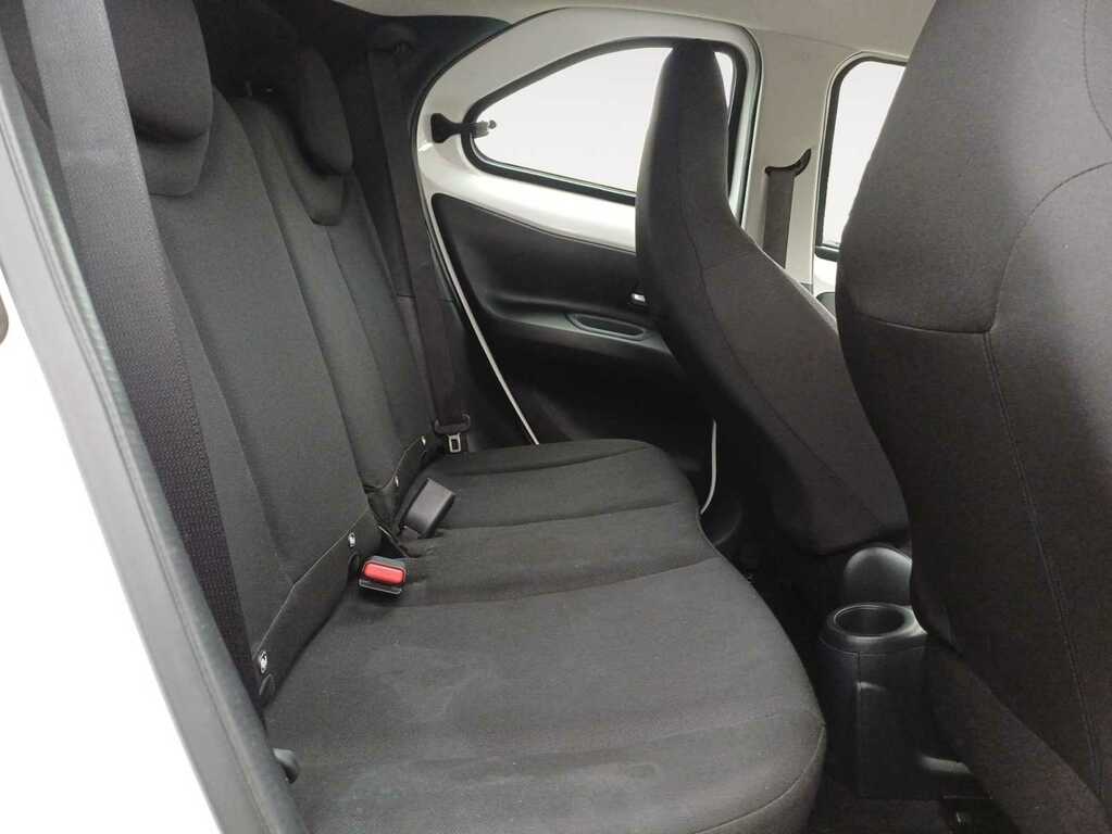 Toyota Aygo 1.0 Vvt-i Pure Hatchback White #6