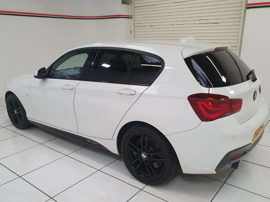 BMW 1 Series 1.5 118I Gpf M Sport Shadow Edition YC19GRL White #4