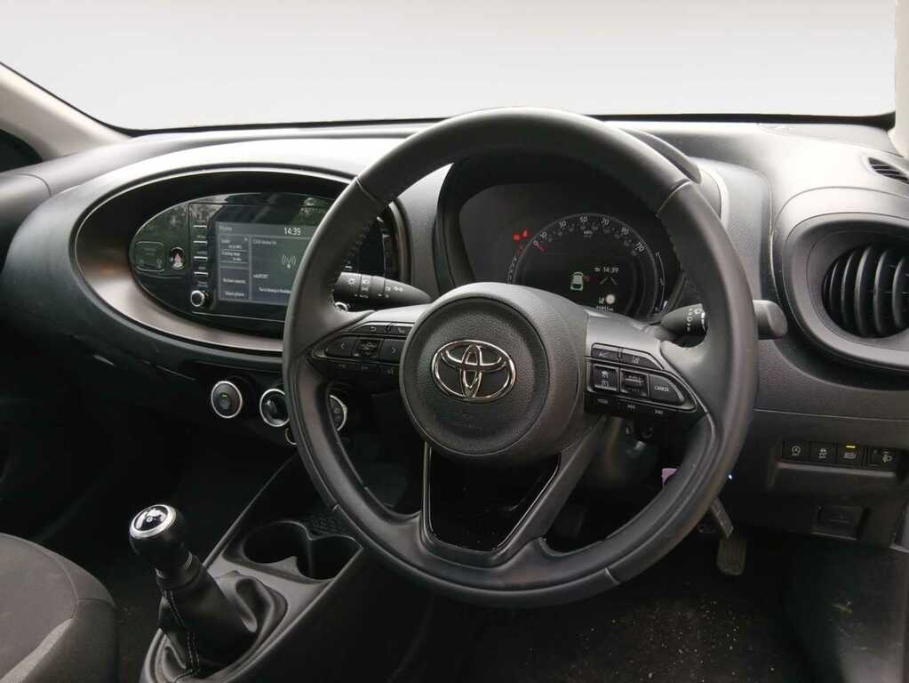 Toyota Aygo 1.0 Vvt-i Pure Black #4