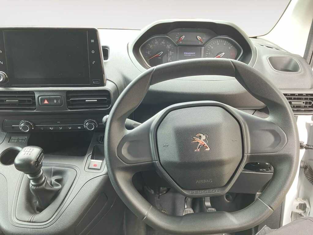 Peugeot Partner 1.5 Bluehdi 1000 Professional Premium Standard P White #4