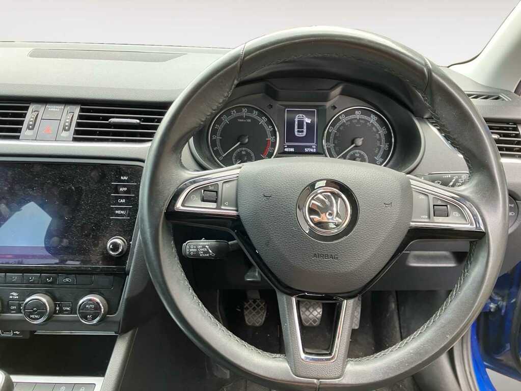 Skoda Octavia 1.6 Tdi Se Technology Estate Blue #4